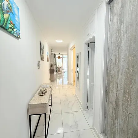 Sea View In Ocean View Apartamento